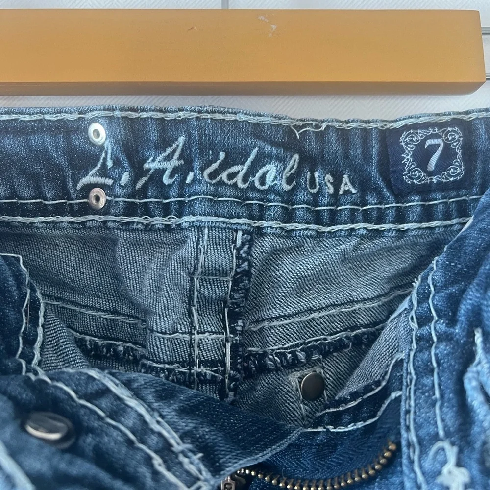 L.A. idol Women's Boot Cut Jeans - Dark Blue Wash - Picture 4 of 4